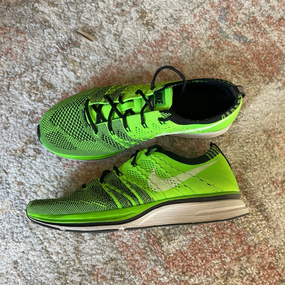 Rare Neon Green Nike Flyknit Trainer Sneakers